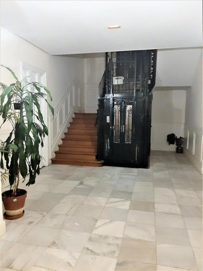Hostal Dulcinea Madrid Exterior photo