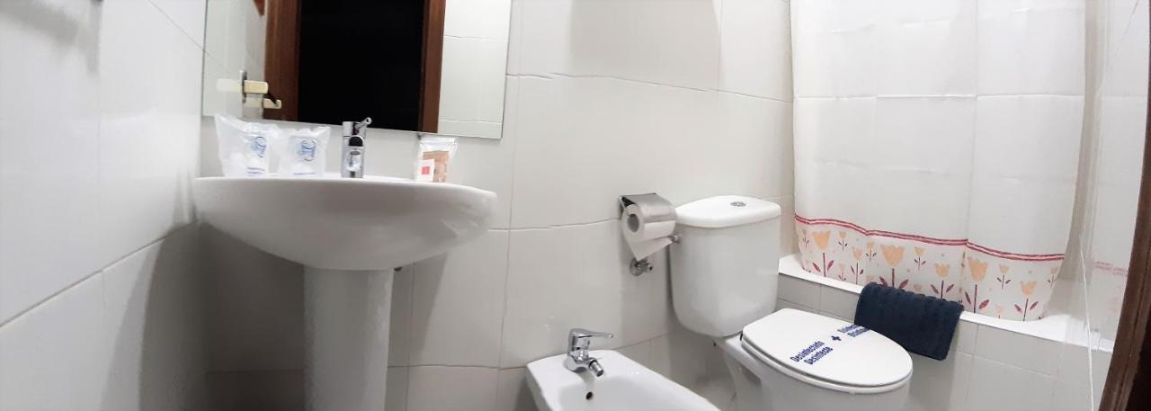 Hostal Dulcinea Madrid Exterior photo