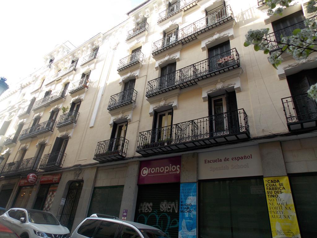 Hostal Dulcinea Madrid Exterior photo